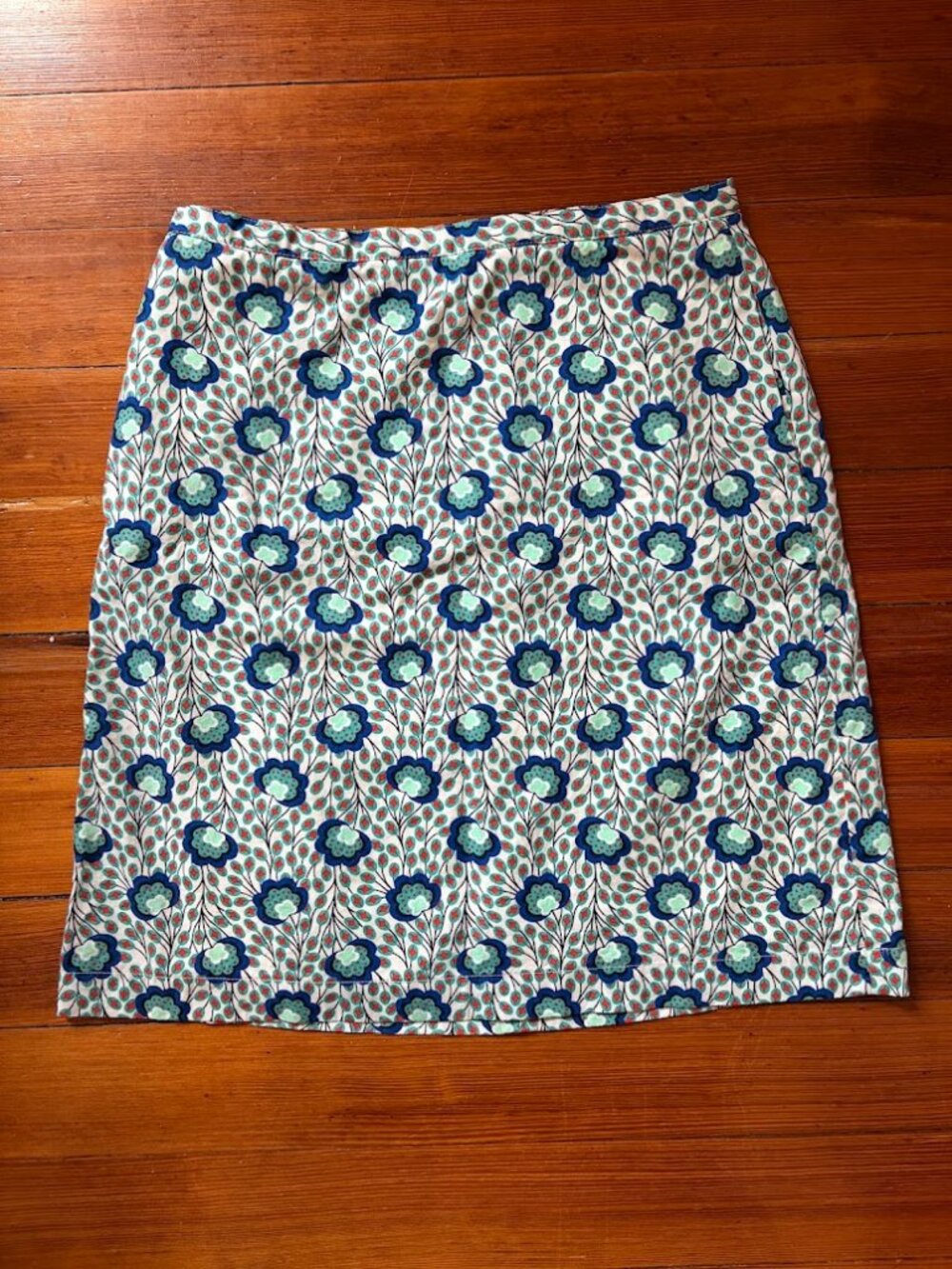 Boden Peacock Feather Floral A-Line Skirt | Petite | Pockets!